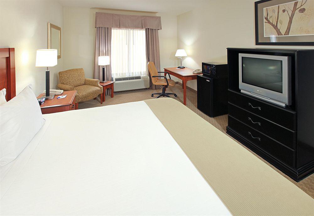 Holiday Inn Express & Suites Pine Bluff/Pines Mall, An Ihg Hotel Camera foto